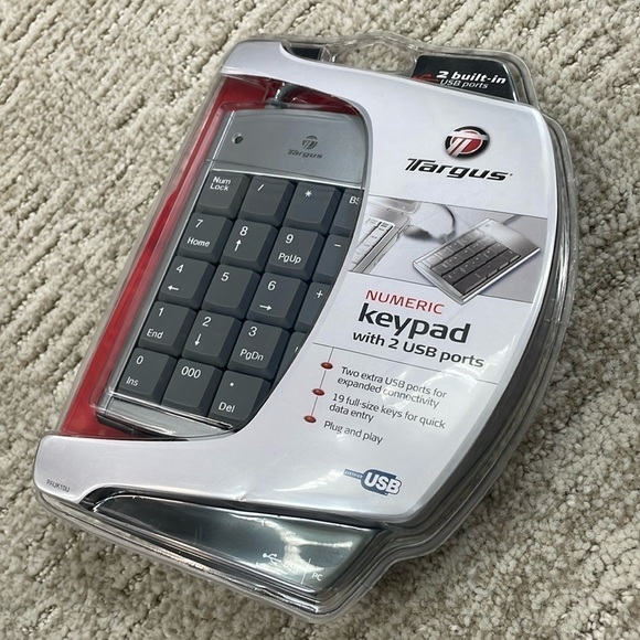 TARGUS | NWT TARGUS NUMERIC KEYPAD WITH 2 USB PORTS, PLUG AND PLAY - Picture 2 of 3